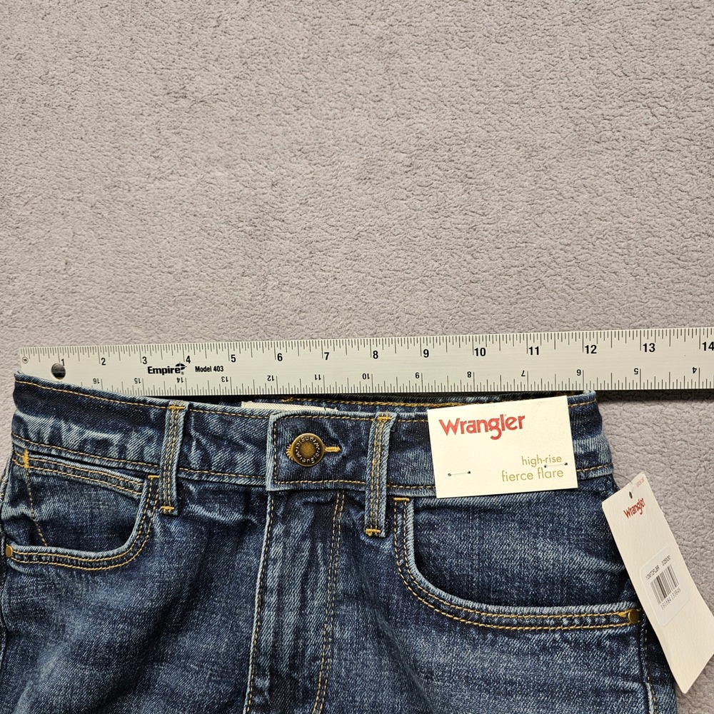 NWT Wrangler High Rise Fierce Flare Jeans Medium Wash Blue Boho Retro Size 0x30 - Picture 5 of 12